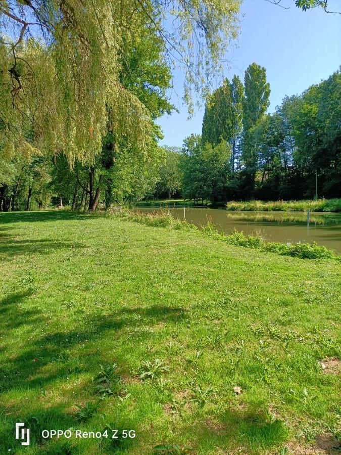 Gite Insolite Le Pressoir En Touraine Vallières-les-Grandes Eksteriør billede